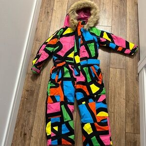 Blue magic air dance kids snow suit. Size 120 new condition